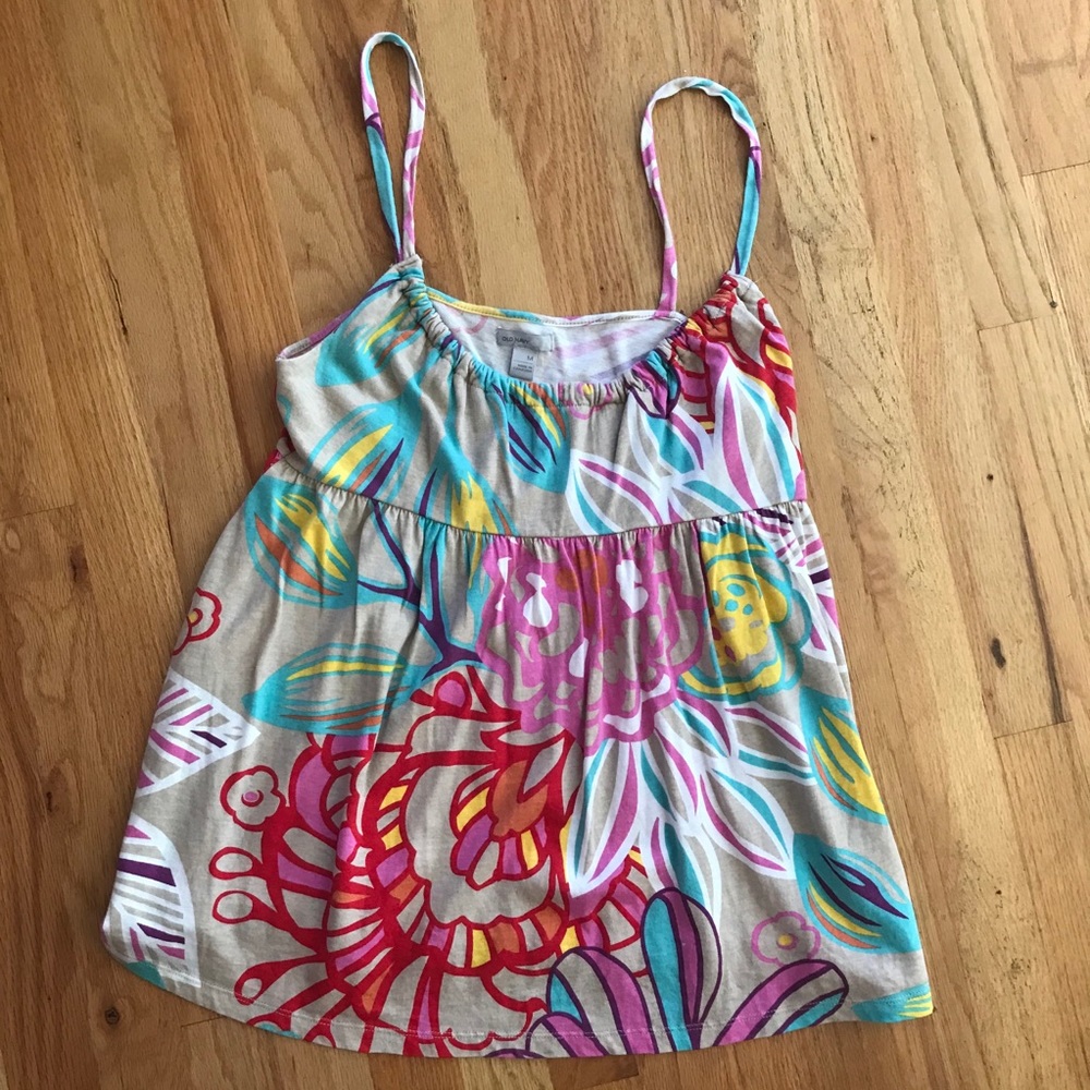 Size M 100% cotton top.